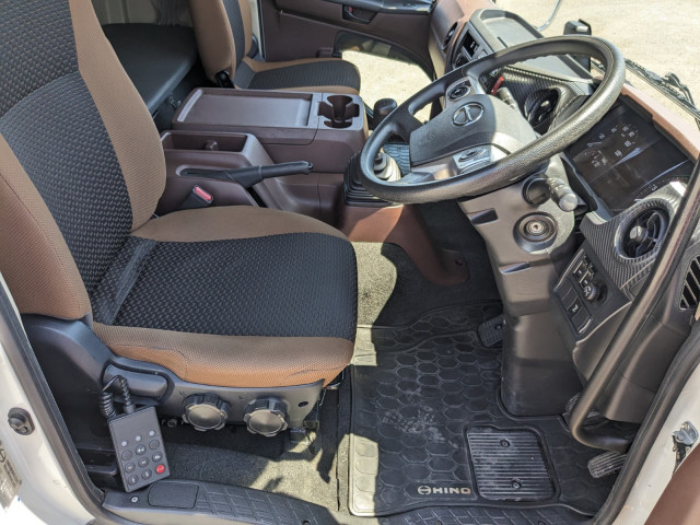 日野 レンジャー 中型 ウィング 2KG-FD2ABG(109856) 20枚目