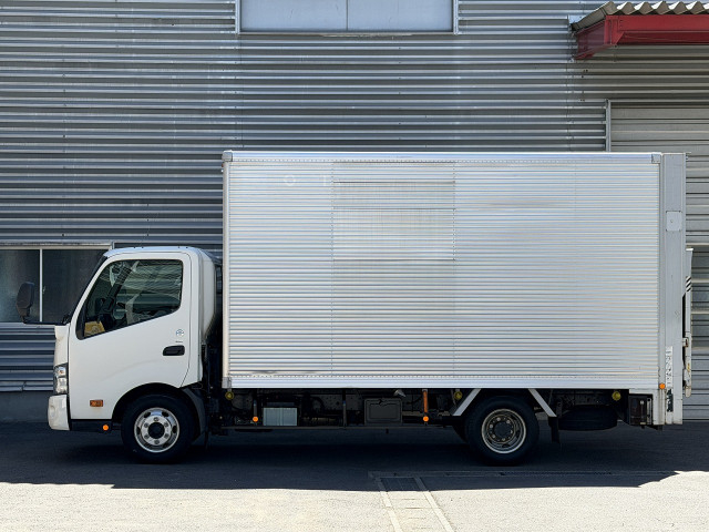 トヨタ ダイナ 小型 バン TPG-XZU712(111537) 2枚目