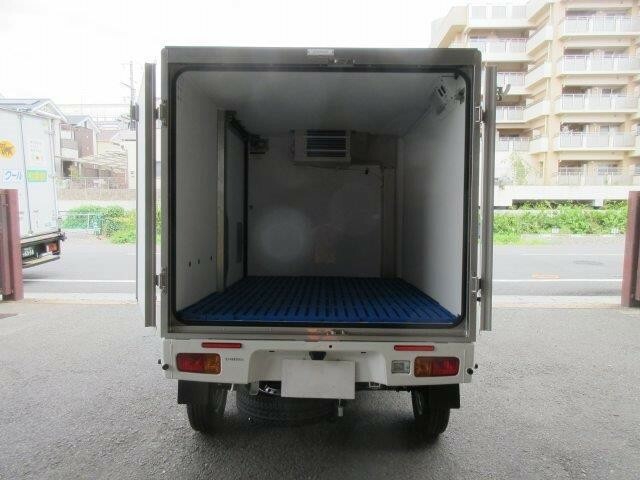 ダイハツ ハイゼット 軽 冷蔵冷凍バン EBD-S500P(27504) 8枚目