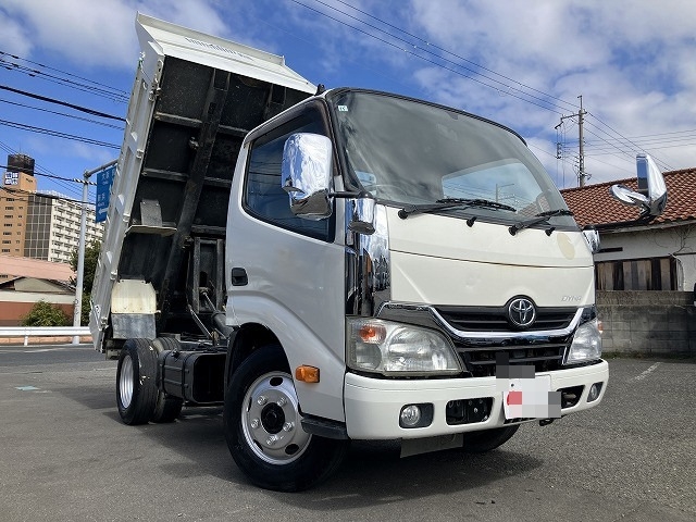 トヨタ ダイナ 小型 土砂ダンプ TKG-XZU620D(102259) 3枚目