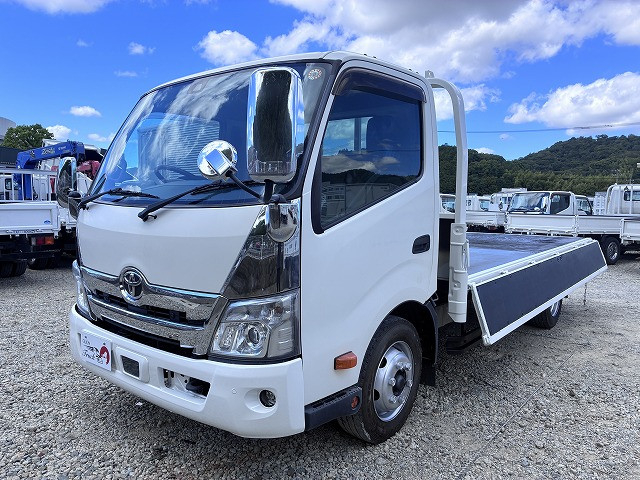 トヨタ ダイナ 小型 平ボディ 2RG-XZU712(111543) 9枚目