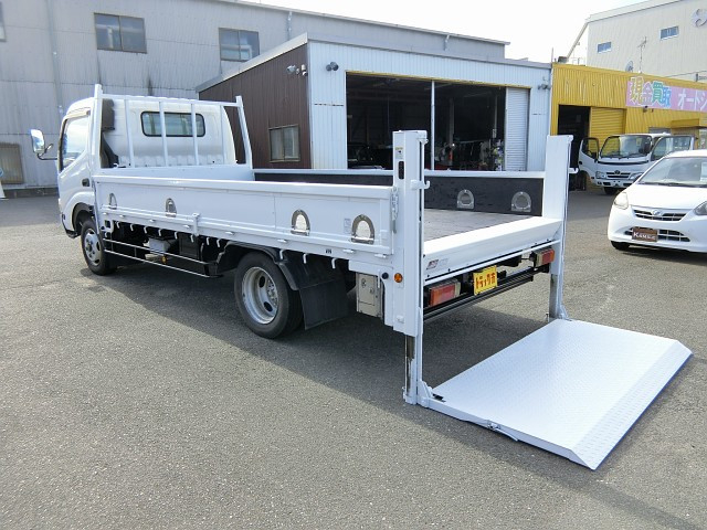 日野 デュトロ 小型 平ボディ BDG-XZU414M(112664) 13枚目