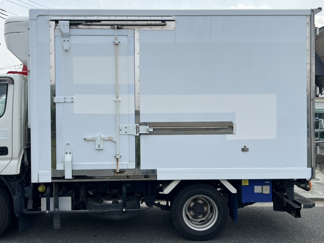 日野 デュトロ 小型 冷蔵冷凍バン 2RG-XZC605M(110637) 7枚目