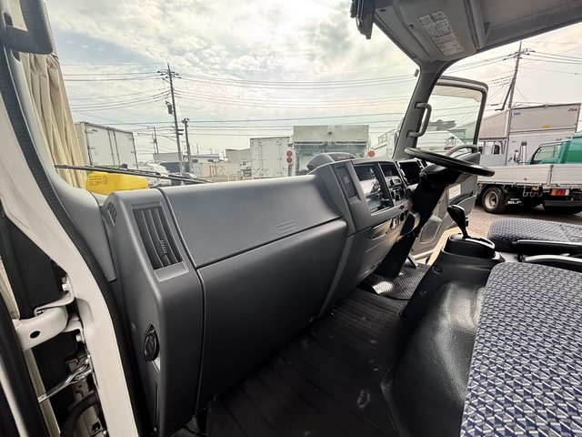 いすゞ エルフ 小型 冷蔵冷凍バン 2RG-NPR88AN(108197) 70枚目