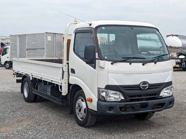 日野 デュトロ 小型 平ボディ TPG-XZU655M(111483) 2枚目