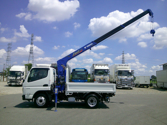 三菱ふそう キャンター 小型 平ボディ（クレーン付） 2RG-FBAVO(108799) 14枚目