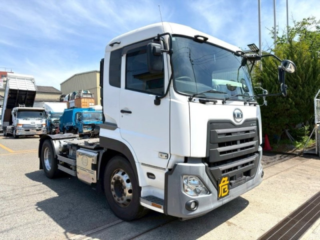 UDトラックス（日産） クオン 大型 トラクタ 2RG-GK5DAB(105307) 2枚目