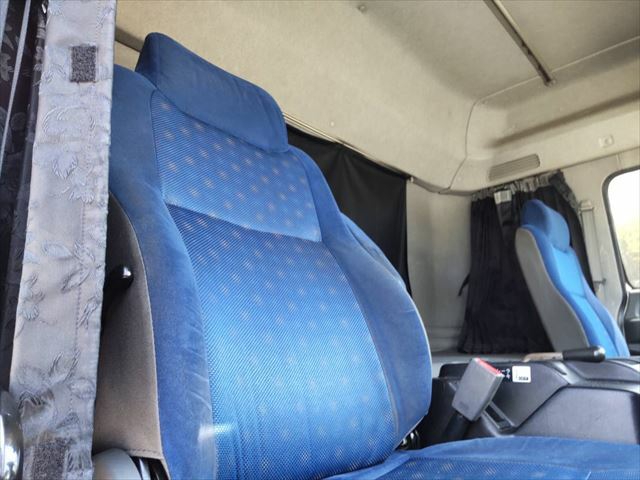 いすゞ ギガ 大型 トラクタ QKG-EXD52AD(10007) 25枚目