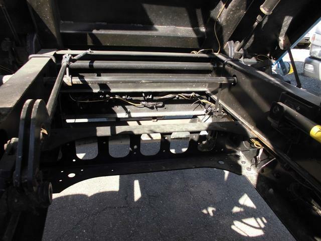 UDトラックス（日産） コンドル 中型 深ダンプ（土砂禁） MK38L-00257(12643) 17枚目