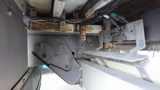 いすゞ ギガ 大型 冷蔵冷凍バン PJ-CYJ51W6(2294) 12枚目