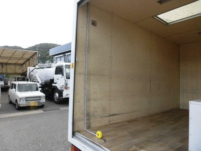いすゞ エルフ 小型 バン TKH-NHR85AN(11440) 29枚目