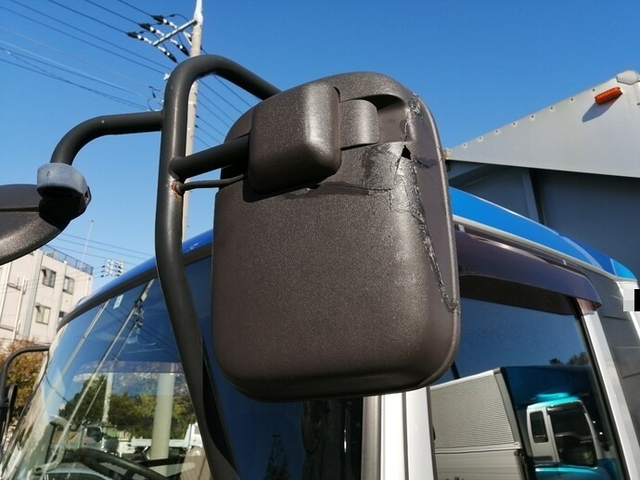 UDトラックス（日産） コンドル 中型 ウィング SKG-MK38L(4761) 4枚目