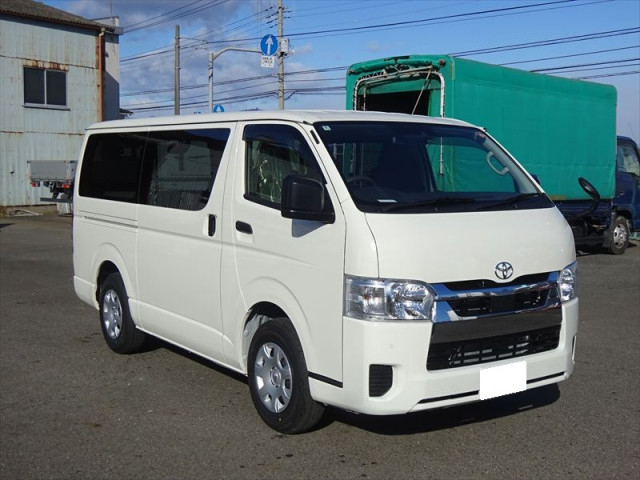 トヨタ ハイエース 小型 Translation missing: ja.item.body_keijou_enum.body_keijou_light_van 3BF-TRH200V(97597) 1枚目