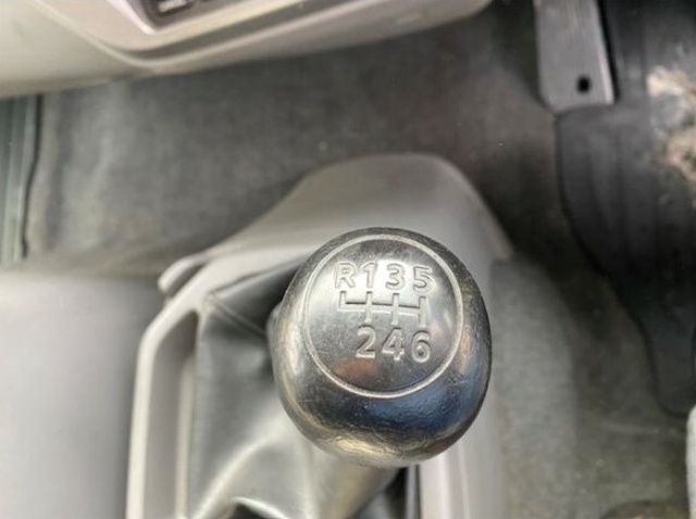 UDトラックス（日産） コンドル 中型 バン SKG-LK38C(8973) 12枚目