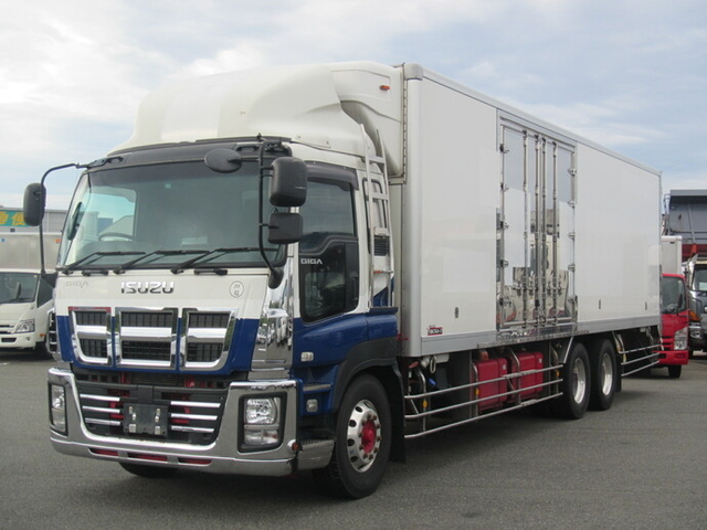 いすゞ ギガ 大型 冷蔵冷凍バン QKG-CYL77A(38741) 1枚目