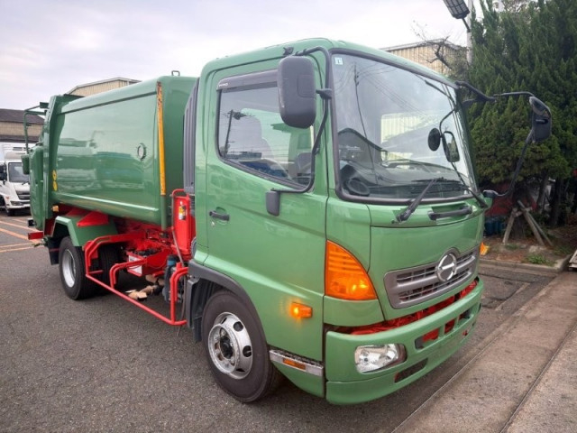 日野 レンジャー 中型 塵芥車（プレス式） SDG-FC9JDAA(112392) 2枚目