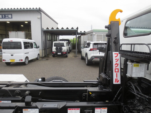 三菱ふそう キャンター 小型 コンテナ専用車 2RG-FBAV0(111474) 10枚目