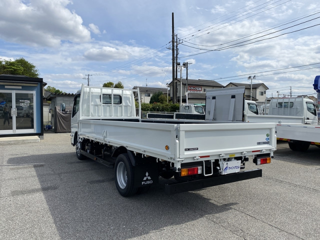 三菱ふそう キャンター 小型 平ボディ 2RG-FEAV0(107396) 6枚目