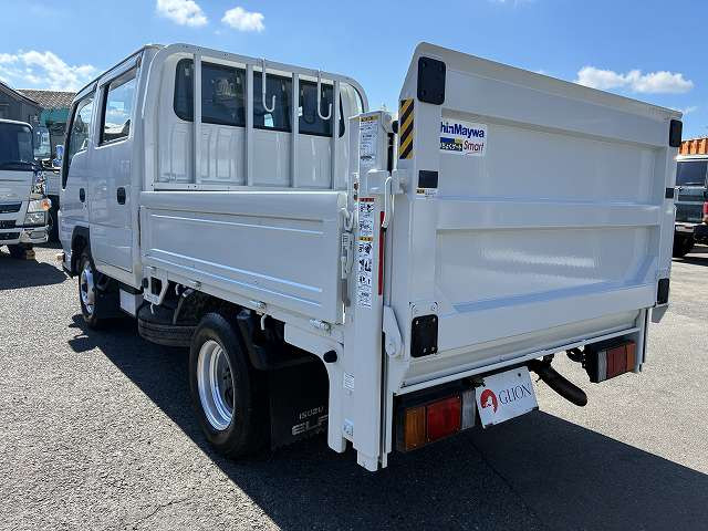 いすゞ エルフ 小型 Wキャブ 2RG-NHR88A(110270) 8枚目