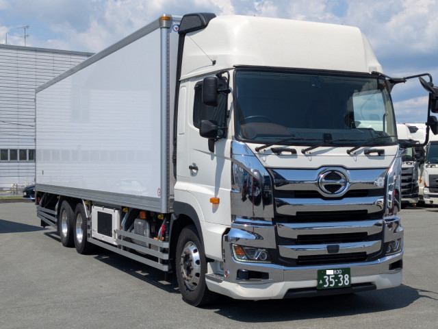 日野 プロフィア 大型 冷蔵冷凍バン 2DG-FR1AHG(107698) 2枚目