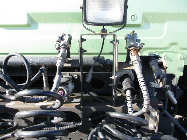 UDトラックス（日産） クオン 大型 トラクタ QKG-GK6XAD(9277) 21枚目