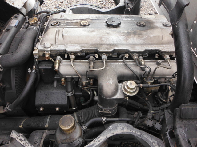 三菱ふそう キャンター 小型 バン KK-FE72EEV(1368) 9枚目