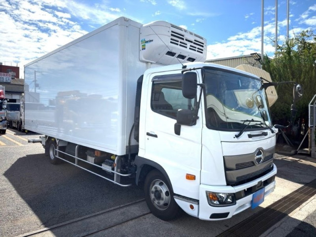 日野 レンジャー 中型 冷蔵冷凍バン 2KG-FC2ABG(110444) 2枚目