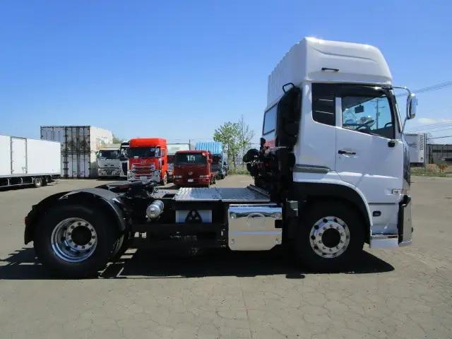 日産自動車 クオン 大型 トラクタ 2PG-GK6DAD(106852) 4枚目