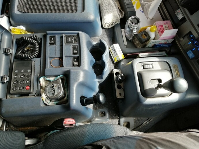日野 プロフィア 大型 ウィング KS-FW1EXWJ(5620) 19枚目