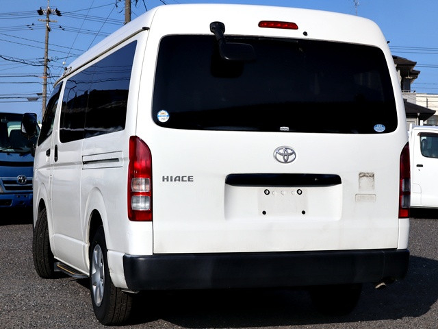トヨタ ハイエース 小型 バン CBA-TRH214W(109294) 2枚目