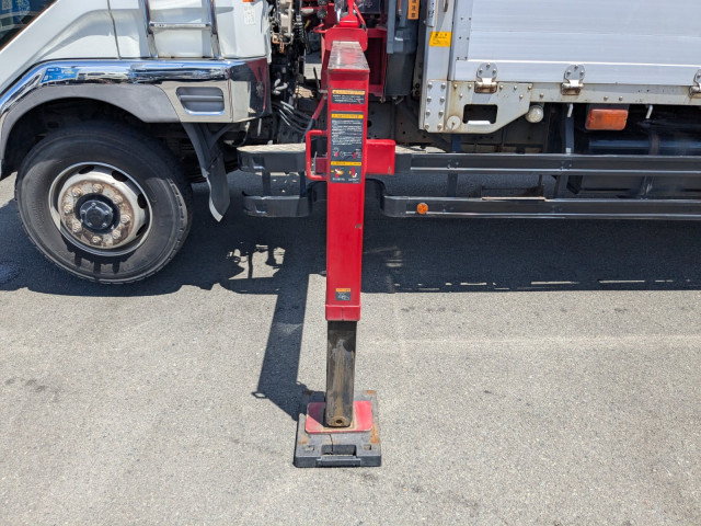 三菱ふそう ファイター 増トン 平ボディ（クレーン付） 2KG-FK62FZ(109127) 30枚目