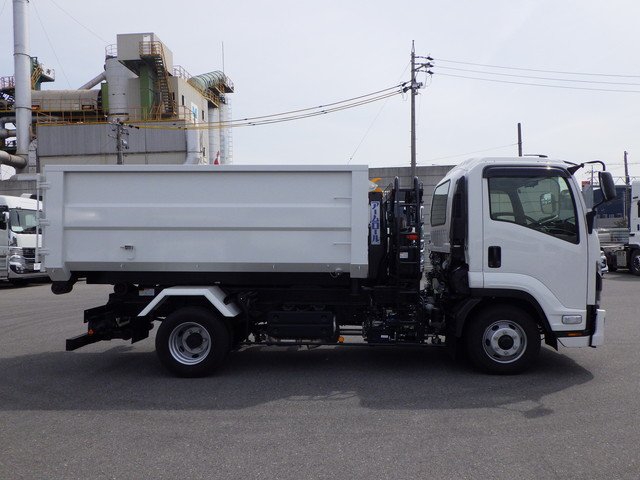 いすゞ - 中型 コンテナ専用車 2RG-FRR90S4(105261) 5枚目