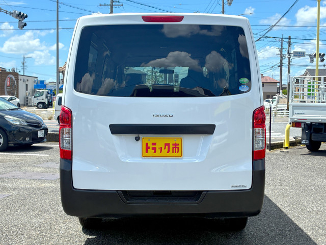 いすゞ コモ 小型 バン CBF-JVR2E26(111854) 6枚目