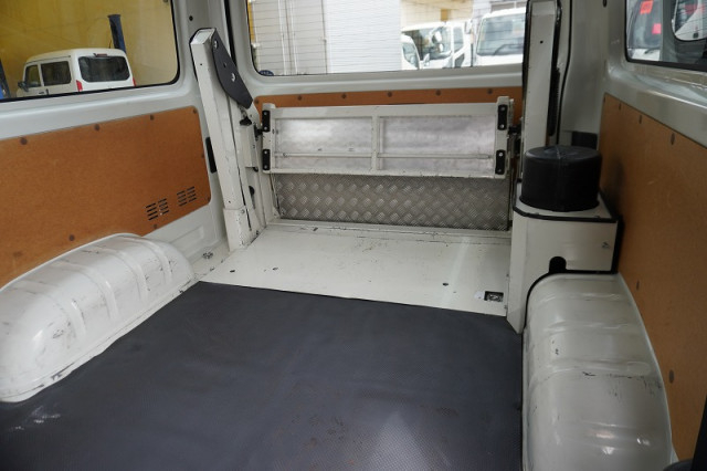 トヨタ ハイエース 小型 Translation missing: ja.item.body_keijou_enum.body_keijou_light_van CBF-TRH200K(110801) 25枚目