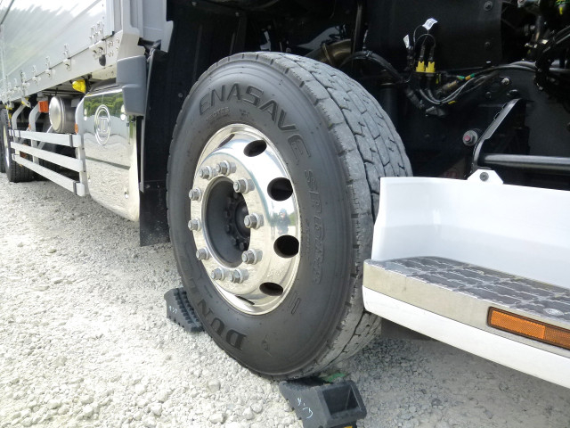 UDトラックス（日産） クオン 大型 ウィング 2RG-CD5FA(112318) 39枚目