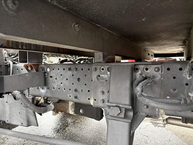 いすゞ エルフ 小型 平ボディ 2PG-NPS88AR(102176) 16枚目