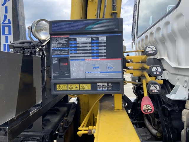 三菱ふそう ファイター 中型 コンテナ専用車 PDG-FK71R(57669) 16枚目