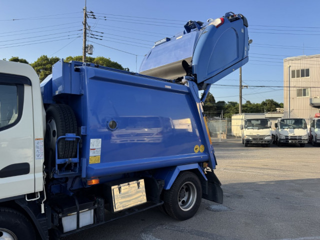 三菱ふそう キャンター 小型 塵芥車（プレス式） 2PG-FEAV0(110481) 5枚目