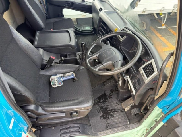 三菱ふそう ファイター 増トン 平ボディ（クレーン付） 2KG-FK72FZ(111608) 25枚目