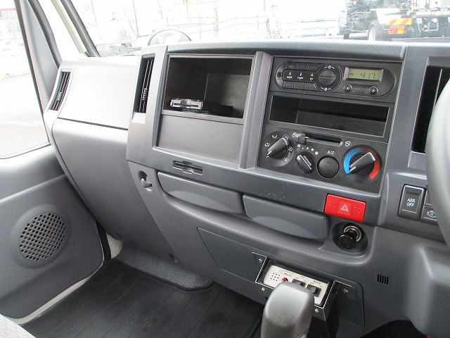 Isuzu elf Small Box body TRG-NJR85AN(110388) 9枚目