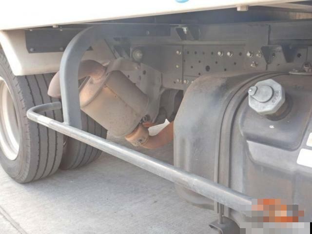 いすゞ エルフ 小型 冷蔵冷凍バン BKG-NHR85AN(9056) 13枚目