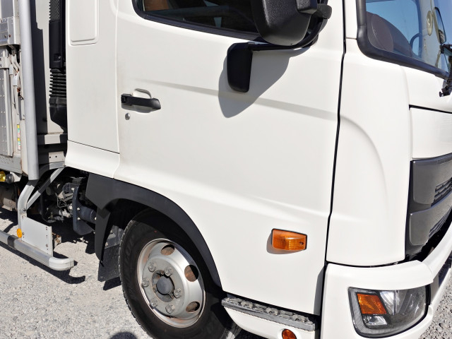Hino ranger Middle Wing body 2KG-FD2ABA(100160) 6枚目
