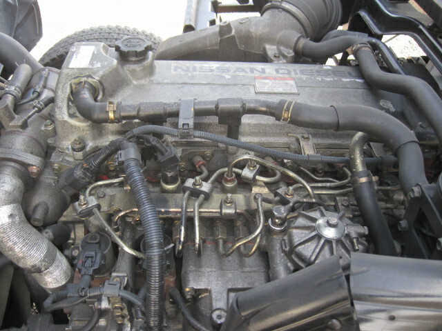 UDトラックス（日産） コンドル 中型 ウィング PB-MK36A(11038) 25枚目