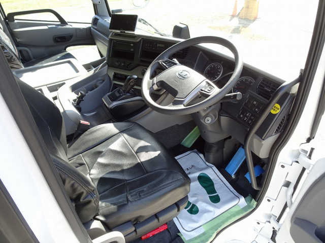 UDトラックス（日産） クオン 大型 トラクタ 2RG-GK5DAB(113262) 4枚目