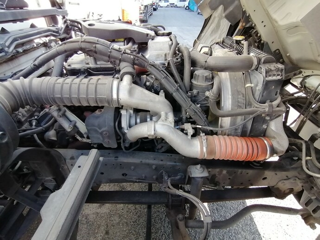 UDトラックス（日産） コンドル 中型 冷蔵冷凍バン SKG-MK38L(5583) 73枚目