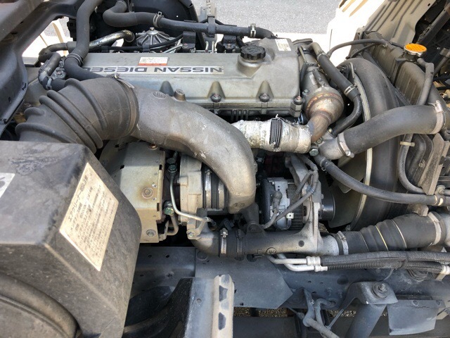UDトラックス（日産） コンドル 中型 ウィング BDG-MK36C(3991) 3枚目