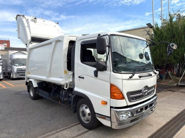 日野 レンジャー 中型 塵芥車（プレス式） TKG-FC9JGAA(112277) 6枚目