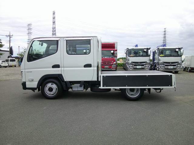 三菱ふそう キャンター 小型 Wキャブ 2RG-FBA20(106209) 10枚目