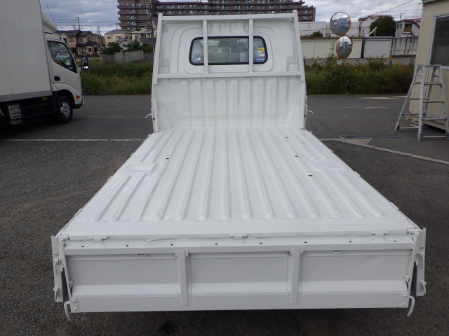 トヨタ タウンエース 小型 平ボディ 5BF-S403U(113920) 21枚目