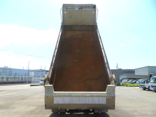 いすゞ ギガ 大型 土砂ダンプ QKG-CXZ77AT(110716) 25枚目